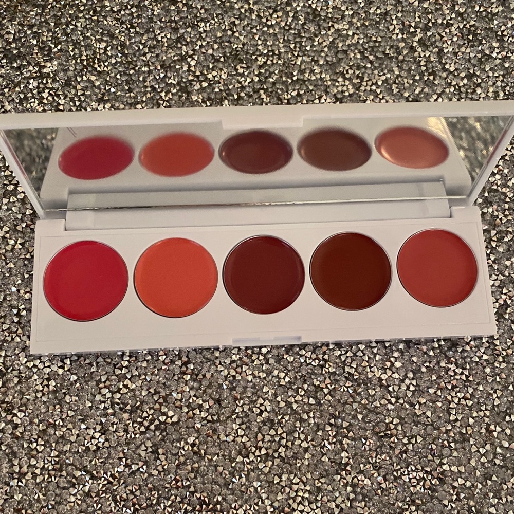 Creamy Lip & Cheek palette